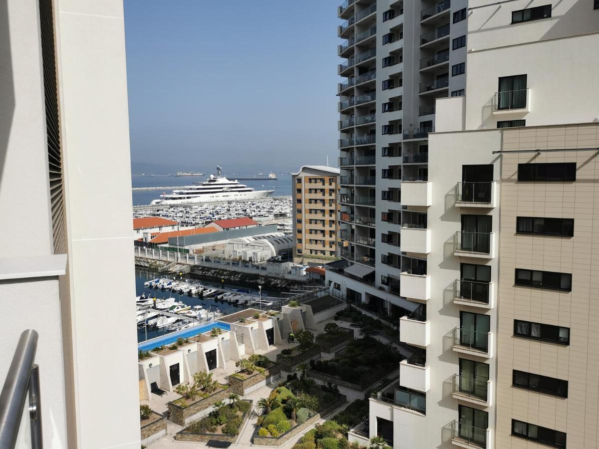 Kings Wharf Studio: Gibraltar Retreat with Pools and Gym Exterior photo