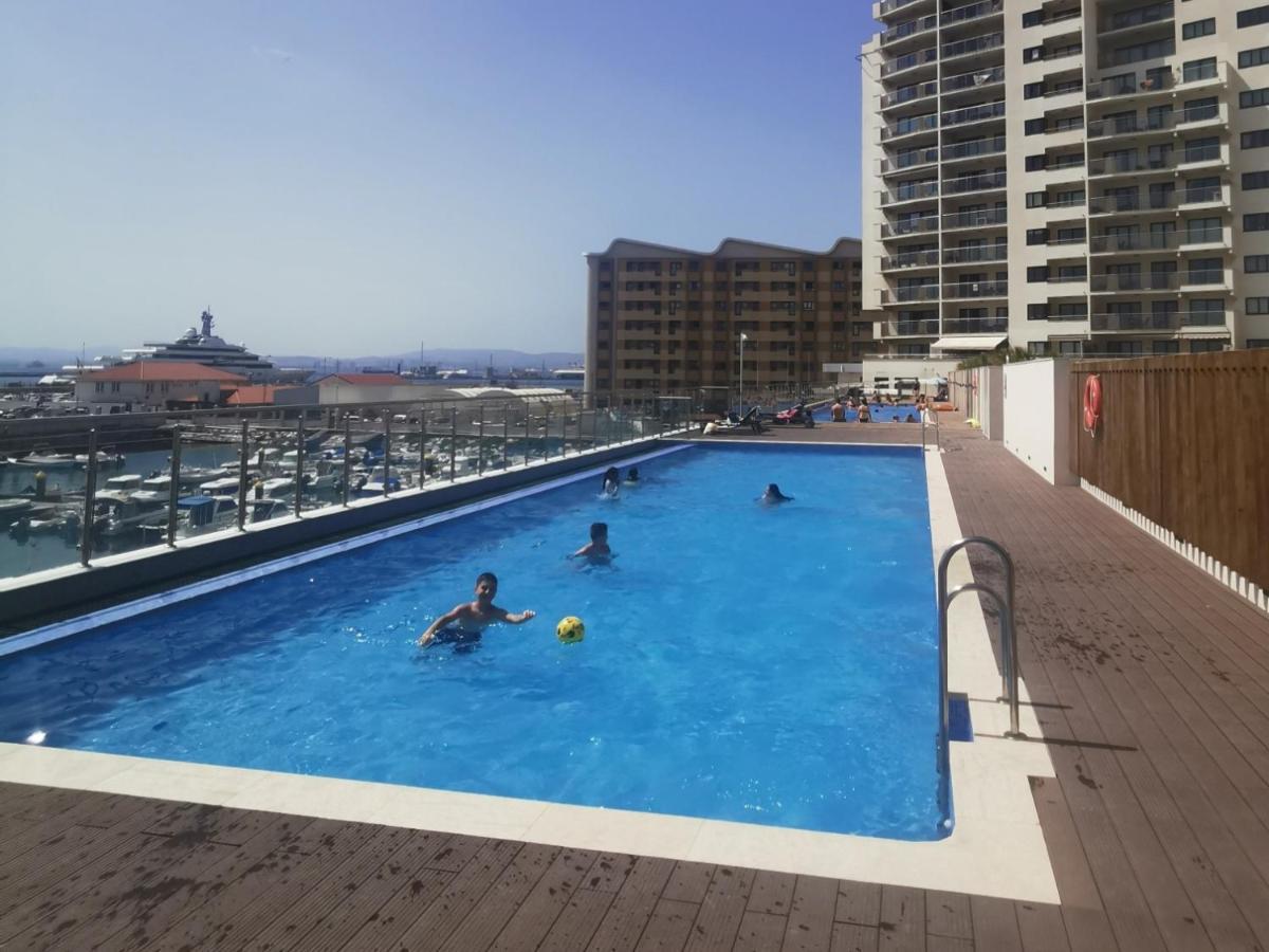 Kings Wharf Studio: Gibraltar Retreat with Pools and Gym Exterior photo